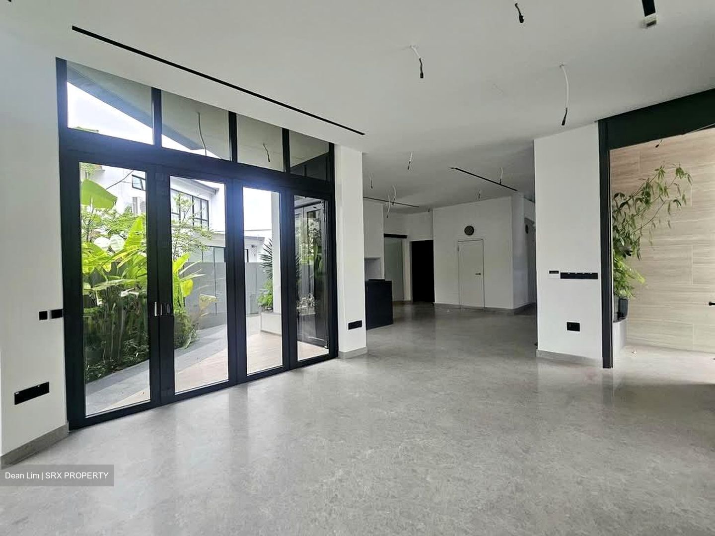 Yong Seng Estate (D14), Semi-Detached #557098491